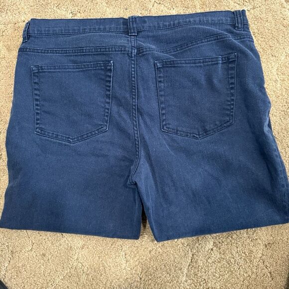 Chaps Est. 1978 Women’s High Rise Dark Wash Jean Capri Size 14 Preppy Chic - Picture 7 of 8